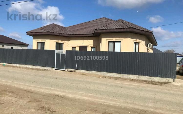 Отдельный дом · 4 комнаты · 140.1 м² · 10 сот., мкр Коктем, Акжайык- тендик 110 — Агрокомплекс дастан за 32 млн ₸ в Атырау — фото 2