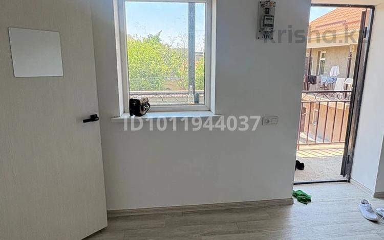1-бөлмелі пәтер · 40 м² · 2 қабат, мкр Самал-2 — Dubai kolesa, бағасы: 100 000 ₸ в Шымкенте, Абайский р-н — фото 2