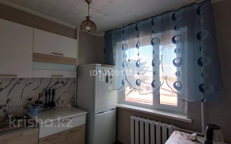 2-бөлмелі пәтер · 44 м² · 3/5 қабат, 14-й мкр. 19, бағасы: 9.8 млн ₸ в Караганде — фото 2