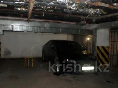 Гаражи и паркинги в Алматы: Паркинг · 11.2 м² · Абая 150/230 за 2.3 млн 〒 Паркинг · 11.2 м² · Абая 150/230 за 2.3 млн 〒 в Алматы, Бостандыкский р-н