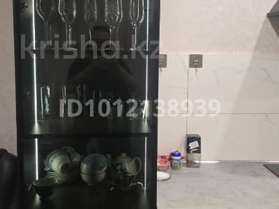 2-бөлмелі пәтер · 48.7 м² · 5/5 қабат, Халиуллина 172, бағасы: 35.5 млн ₸ в Алматы, Медеуский р-н