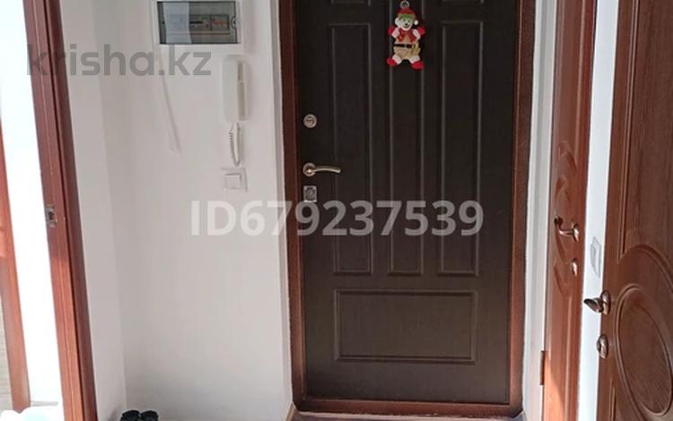 2-бөлмелі пәтер · 50 м² · 4/5 қабат, 10 мкр 15, бағасы: 20 млн ₸ в Аксае — фото 28