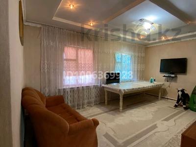 Отдельный дом · 4 комнаты · 100 м² · 9 сот., Гагарина 47а — Магазин Асемай за 24 млн 〒 в Каргалы (п. Фабричный)