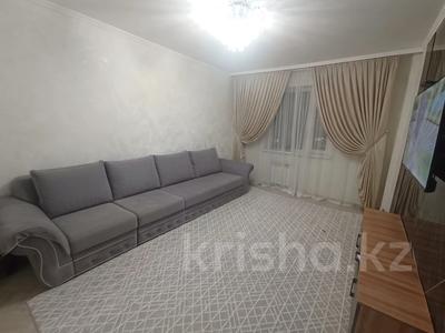 3-бөлмелі пәтер · 81 м² · 1/11 қабат, мкр Юго-Восток, Сарыарка — Шахтеров, бағасы: 31.5 млн ₸ в Караганде, Казыбек би р-н