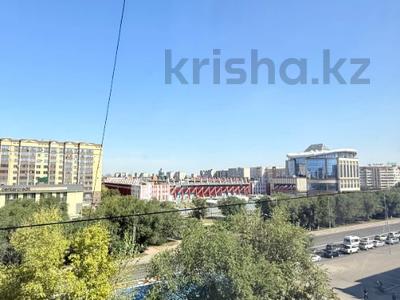 3-бөлмелі пәтер · 62.5 м² · 6/9 қабат, Алии Молдагуловой, бағасы: 28.5 млн ₸ в Актобе