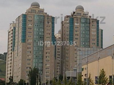 3-комнатная квартира · 187 м² · 19/22 этаж, Достык 160 за 750 000 〒 в Алматы, Медеуский р-н