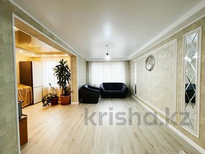 4-комнатная квартира, 95 м², 2/9 этаж, 8 микрорайон за 32 млн 〒 в Темиртау