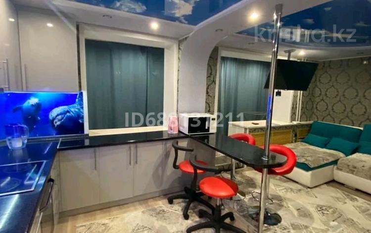 1-бөлмелі пәтер · 40 м² · 2/9 қабат, Утепова — Сатпаева, бағасы: 15 000 ₸ в Усть-Каменогорске — фото 2