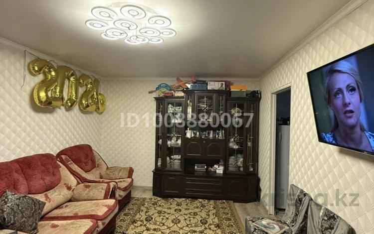 2-комнатная квартира · 48.5 м² · 9/9 этаж, Майкудук, Мкр Восток-3 21 за 19 млн ₸ в Караганде, Алихана Бокейханова р-н — фото 2