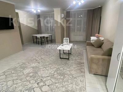 3-комнатная квартира · 85 м² · 17/19 этаж, 7А мкр 21 за 25 000 ₸ в Актау