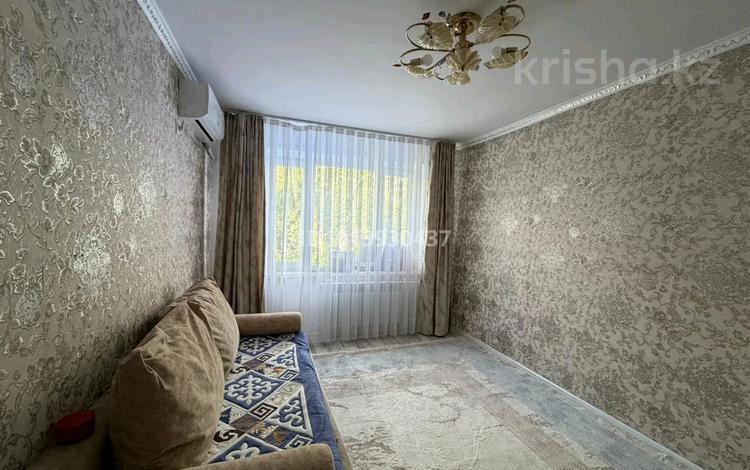 3-комнатная квартира · 70 м² · 4/9 этаж, мкр 8, Братья жубановых 293 — Зади 4 поликлиник 9 эташка за 23 млн ₸ в Актобе — фото 2