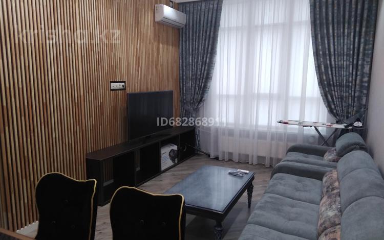 2-комнатная квартира · 67 м² · 12/12 этаж, проспект Исатая Тайманова 48 за 400 000 ₸ в Атырау — фото 2