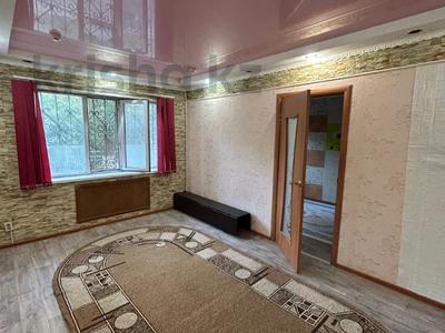 2-бөлмелі пәтер · 45 м² · 1/5 қабат, Старый город 9, бағасы: 10.5 млн ₸ в Актобе