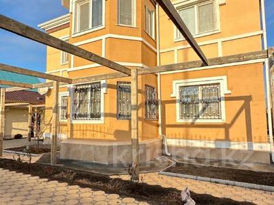 Отдельный дом · 6 комнат · 240 м² · 14 сот., мкр Лесхоз, Бакдаулет 1 за 85 млн 〒 в Атырау