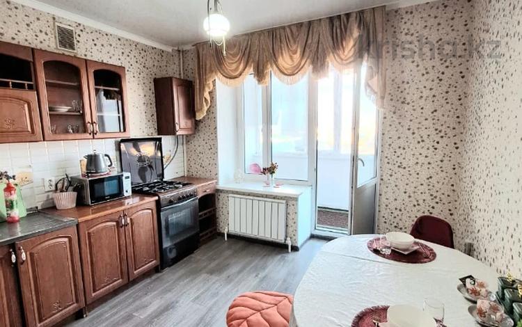 1-комнатная квартира · 48 м² · 8/9 этаж, кадыр мырза али за 18 млн ₸ в Уральске — фото 2