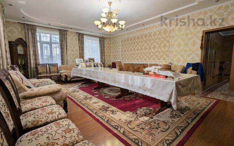 Жеке үй · 7 бөлме · 437.1 м² · 9 жүзд., Даулеткерея 62, бағасы: 180 млн ₸ в Алматы, Наурызбайский р-н — фото 3