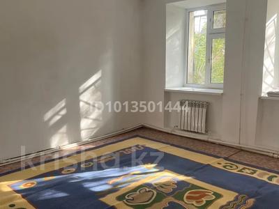 2-бөлмелі пәтер · 48 м² · 1/2 қабат, Жилгородок ш/а. 6, бағасы: 8.5 млн ₸ в Актобе, мкр Жилгородок