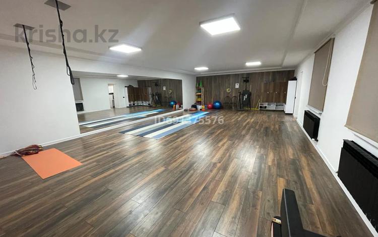 Свободное назначение, офисы · 130.6 м² за 400 000 ₸ в Астане, р-н Байконур — фото 2