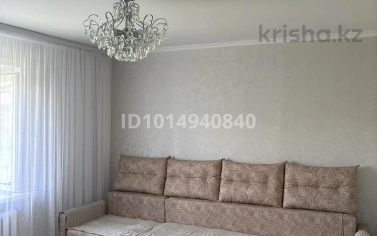 2-бөлмелі пәтер · 40 м² · 4/5 қабат, Бектурова 21, бағасы: 18 млн ₸ в Павлодаре — фото 2
