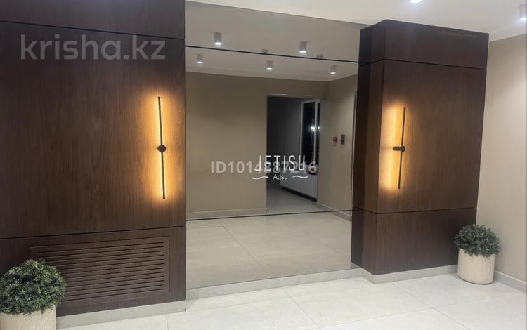 2-комнатная квартира · 60 м² · 4/9 этаж, Е 915 9 за 350 000 ₸ в Астане, Есильский р-н — фото 2