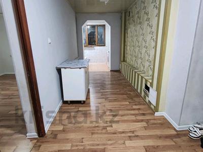 3-комнатная квартира · 68 м² · 2/4 этаж, 4-й микрорайон 5 за 150 000 ₸ в Шымкенте, Туран р-н