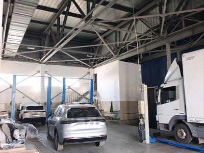 Свободное назначение, азс, автосервисы и автомойки · 331.5 м² за ~ 1 млн ₸ в Караганде, Алихана Бокейханова р-н