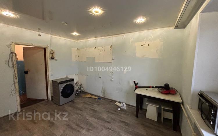 1-бөлмелі пәтер · 12.8 м² · 5/5 қабат, Камзина 166, бағасы: 5.5 млн ₸ в Павлодаре — фото 2