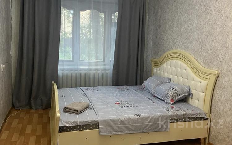 1-бөлмелі пәтер · 31 м² · 1/5 қабат, Хиуаз доспанова 73, бағасы: 8 000 ₸ в Уральске — фото 2