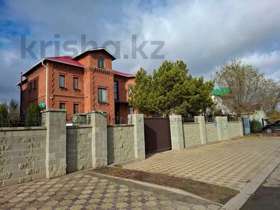 Отдельный дом · 5 комнат · 500 м² · 10 сот., Айтики Би 83 — Крупская за 1.3 млн ₸ в Атырау
