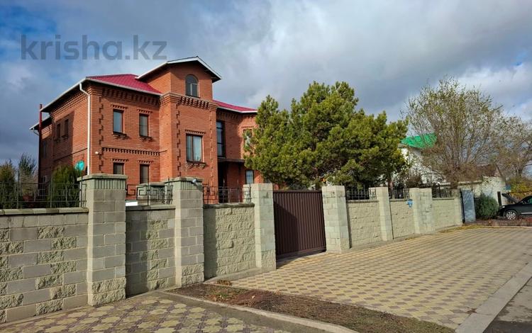 Отдельный дом · 5 комнат · 500 м² · 10 сот., Айтики Би 83 — Крупская за 1.3 млн ₸ в Атырау — фото 3