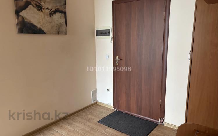 2-бөлмелі пәтер · 69 м² · 3/5 қабат, ул. Кайрата Рыскулбекова 27/3 — К.Рыскулбекова, Ш.Кудайбердыұлы, бағасы: 29 млн ₸ в Астане, Алматы р-н — фото 2