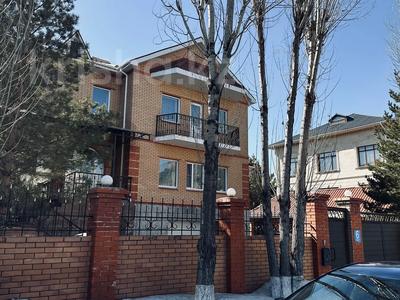 Отдельный дом · 7 комнат · 530 м², Имантау за 3.5 млн 〒 в Астане