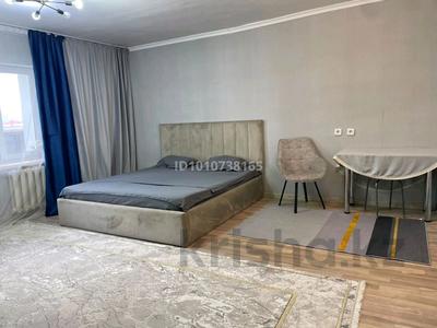 1-комнатная квартира · 38 м² · 6/9 этаж, Кокжал Барака 13 — Обл.суд,Центр крови за 13 000 ₸ в Усть-Каменогорске, Ульбинский
