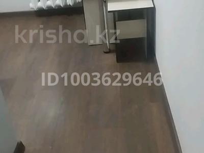 3-комнатная квартира · 54 м² · 3/5 этаж, Майкудук, Майкудук, 13й микрорайон за 150 000 〒 в Караганде, Алихана Бокейханова р-н