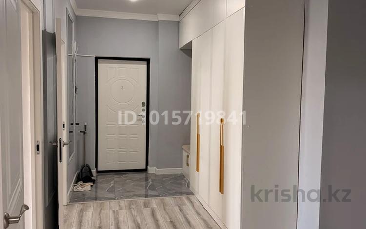 3-бөлмелі пәтер · 95 м² · 5/5 қабат, Сатпаева 11а, бағасы: 250 000 ₸ в Таразе — фото 2