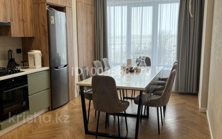 2-бөлмелі пәтер · 77.7 м² · 3/3 қабат, Микрорайон 5А 5д, бағасы: 37 млн ₸ в Аксае — фото 2