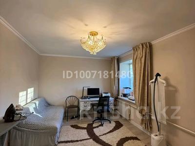 Отдельный дом · 4 комнаты · 300 м² · 6 сот., Репина 32 за 140 млн 〒 в Павлодаре