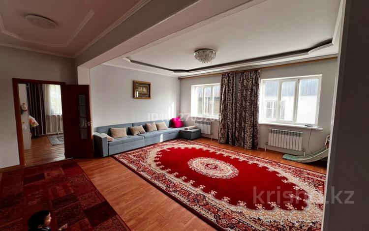 Отдельный дом · 3 комнаты · 130 м² · 10 сот., Казбек би 71 за 58 млн ₸ в  — фото 2