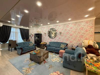 4-комнатная квартира · 180 м² · 5/6 этаж, мкр. Мирас 128/3 за 170 млн ₸ в Алматы, Бостандыкский р-н