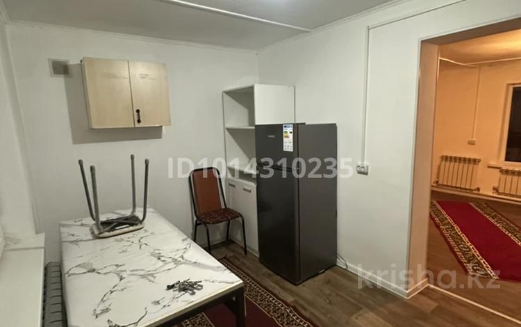 2-комнатная квартира · 40 м², мкр Акбулак, Багаева 16 за 120 000 ₸ в Алматы, Алатауский р-н — фото 2