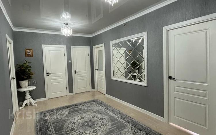 3-бөлмелі пәтер · 83.4 м² · 7/9 қабат, Самал 92, бағасы: 29.5 млн ₸ в Уральске — фото 2