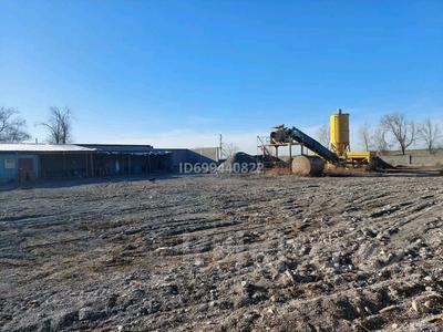 Продажа коммерческой недвижимости в Шымкенте: Свободное назначение, офисы, склады · 4000 м² за 80 млн 〒 Свободное назначение, офисы, склады · 4000 м² за 80 млн 〒 в Шымкенте, Абайский р-н