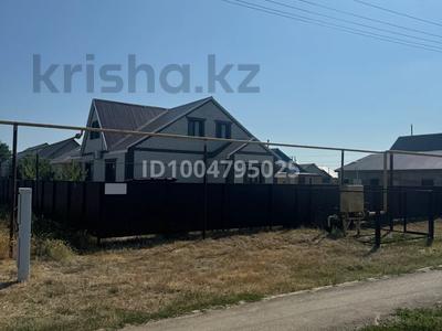 Отдельный дом · 8 комнат · 200 м² · 8 сот., мкр. Зачаганск пгт, Бекимова 40 за 35 млн 〒 в Уральске