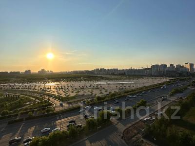 3-бөлмелі пәтер · 117 м² · 10/17 қабат, Мангилик Ел 68, бағасы: 79.9 млн ₸ в Астане, Есильский р-н