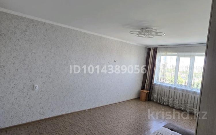 2-комнатная квартира · 47 м² · 5/5 этаж, 1-й квартал — Универсам за 120 000 ₸ в Караганде, Алихана Бокейханова р-н — фото 2
