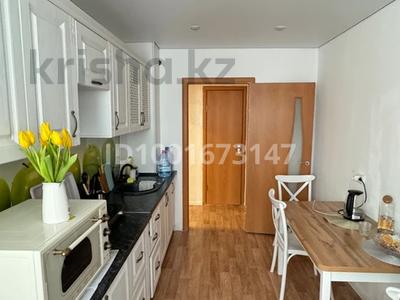Аренда квартир в Астане: 2-комнатная квартира · 57 м² · 6/9 этаж, Азербаева 16 — Азербаева Кошкарбаева за 220 000 〒 2-комнатная квартира · 57 м² · 6/9 этаж, Азербаева 16 — Азербаева Кошкарбаева за 220 000 〒 в Астане, Алматы р-н