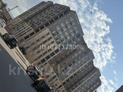 3-бөлмелі пәтер · 94 м² · 4/10 қабат, мкр Юго-Восток, мкр Степной 2 18/1, бағасы: 49 млн ₸ в Караганде, Казыбек би р-н