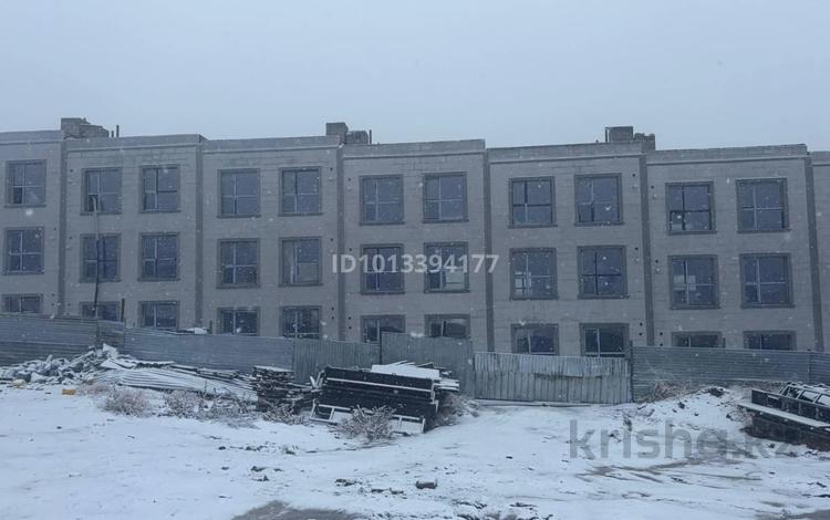 3-комнатная квартира · 81.21 м² · 1/3 этаж, мкр Таужолы, Жартас участок 45 за ~ 15 млн ₸ в Алматы, Наурызбайский р-н — фото 2