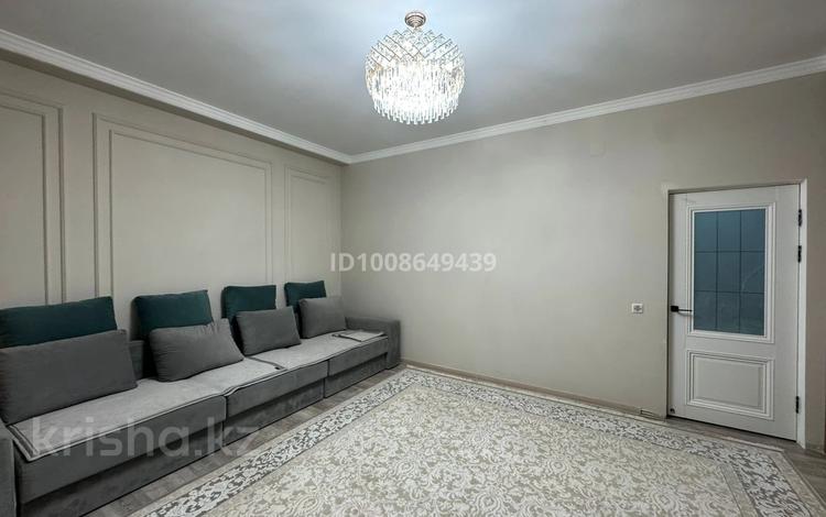 2-комнатная квартира · 91 м² · 10/16 этаж, 17-й мкр 23 за 300 000 ₸ в Актау — фото 2