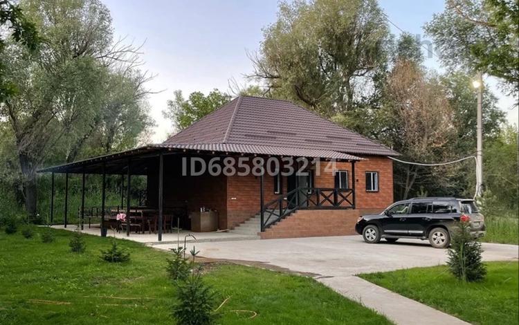 Дом · 4 комнаты · 120 м², 1 за 100 000 ₸ в  — фото 2